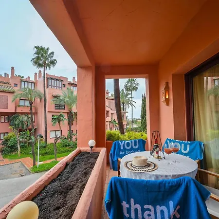Appartement First Level With Large Terrace Marbella