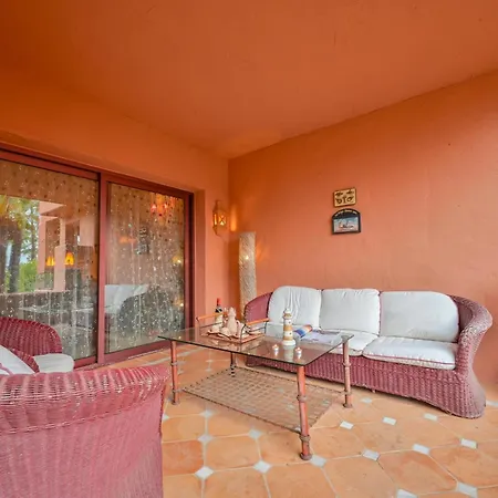 Appartement First Level With Large Terrace
